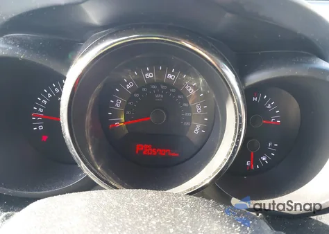 2011 Kia Soul + z USA, uszkodzony, nr VIN KNDJT2A27B7301222